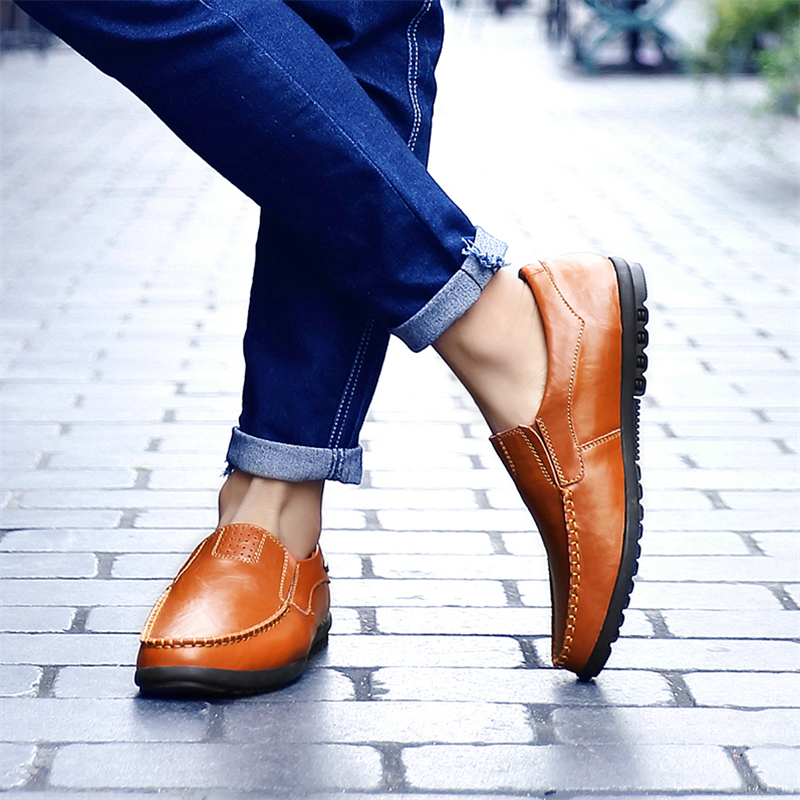 Men's Slip-on Calfskin Leather Round Toe Classic Business Penny Loafers