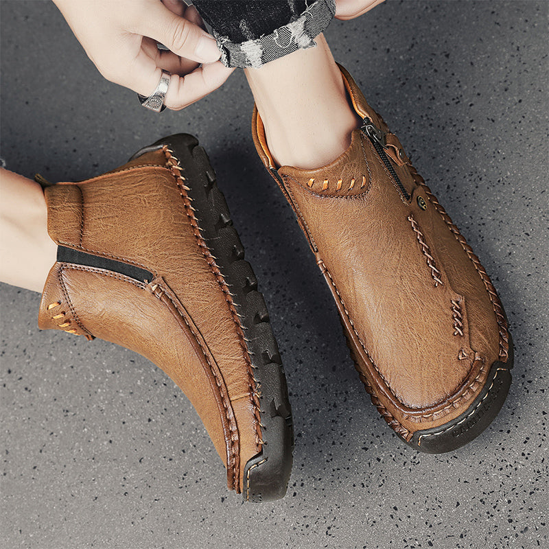 (⏰Last Day 70% OFF🔥)Men's Top-Quality Motorcycle Boots Hand-Stitched Genuine Leather Boots-Wide Toe Waterproof Anti-Slip Anti-Sprain Suitable for Work Driving Hiking