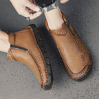 (⏰Last Day 70% OFF🔥)Men's Top-Quality Motorcycle Boots Hand-Stitched Genuine Leather Boots-Wide Toe Waterproof Anti-Slip Anti-Sprain Suitable for Work Driving Hiking