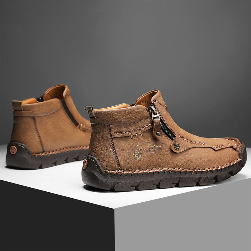 (⏰Last Day 70% OFF🔥)Men's Top-Quality Motorcycle Boots Hand-Stitched Genuine Leather Boots-Wide Toe Waterproof Anti-Slip Anti-Sprain Suitable for Work Driving Hiking