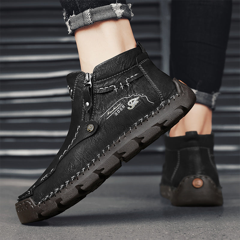 (⏰Last Day 70% OFF🔥)Men's Top-Quality Motorcycle Boots Hand-Stitched Genuine Leather Boots-Wide Toe Waterproof Anti-Slip Anti-Sprain Suitable for Work Driving Hiking