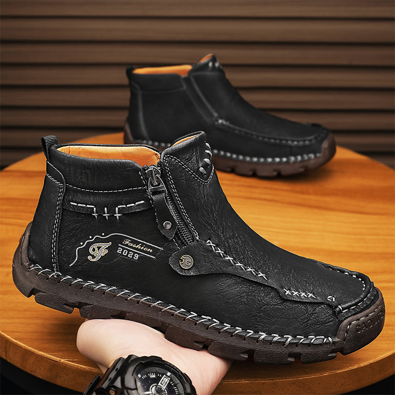 (⏰Last Day 70% OFF🔥)Men's Top-Quality Motorcycle Boots Hand-Stitched Genuine Leather Boots-Wide Toe Waterproof Anti-Slip Anti-Sprain Suitable for Work Driving Hiking