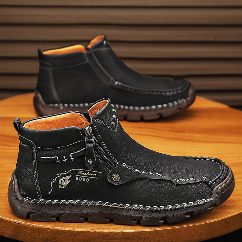 (⏰Last Day 70% OFF🔥)Men's Top-Quality Motorcycle Boots Hand-Stitched Genuine Leather Boots-Wide Toe Waterproof Anti-Slip Anti-Sprain Suitable for Work Driving Hiking
