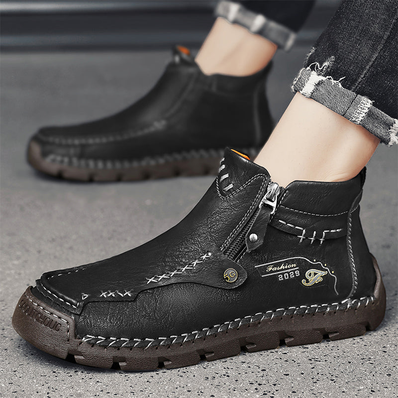 (⏰Last Day 70% OFF🔥)Men's Top-Quality Motorcycle Boots Hand-Stitched Genuine Leather Boots-Wide Toe Waterproof Anti-Slip Anti-Sprain Suitable for Work Driving Hiking