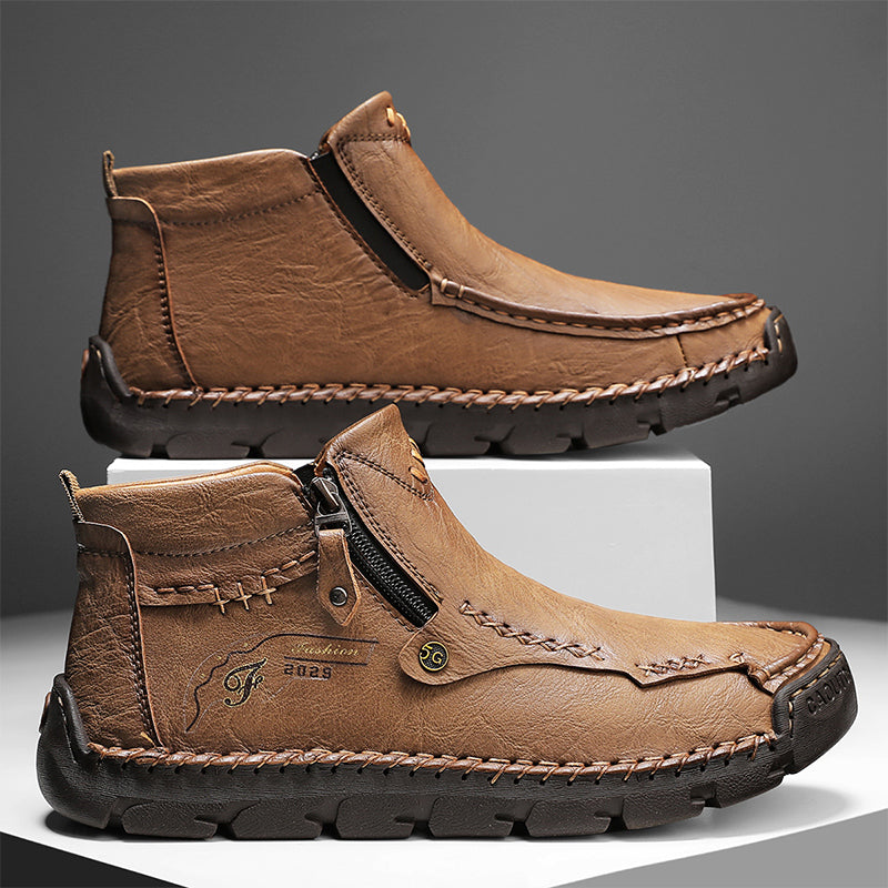 (⏰Last Day 70% OFF🔥)Men's Top-Quality Motorcycle Boots Hand-Stitched Genuine Leather Boots-Wide Toe Waterproof Anti-Slip Anti-Sprain Suitable for Work Driving Hiking