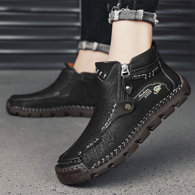 (⏰Last Day 70% OFF🔥)Men's Top-Quality Motorcycle Boots Hand-Stitched Genuine Leather Boots-Wide Toe Waterproof Anti-Slip Anti-Sprain Suitable for Work Driving Hiking