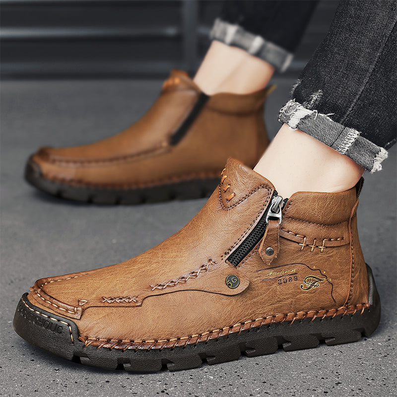 (⏰Last Day 70% OFF🔥)Men's Top-Quality Motorcycle Boots Hand-Stitched Genuine Leather Boots-Wide Toe Waterproof Anti-Slip Anti-Sprain Suitable for Work Driving Hiking